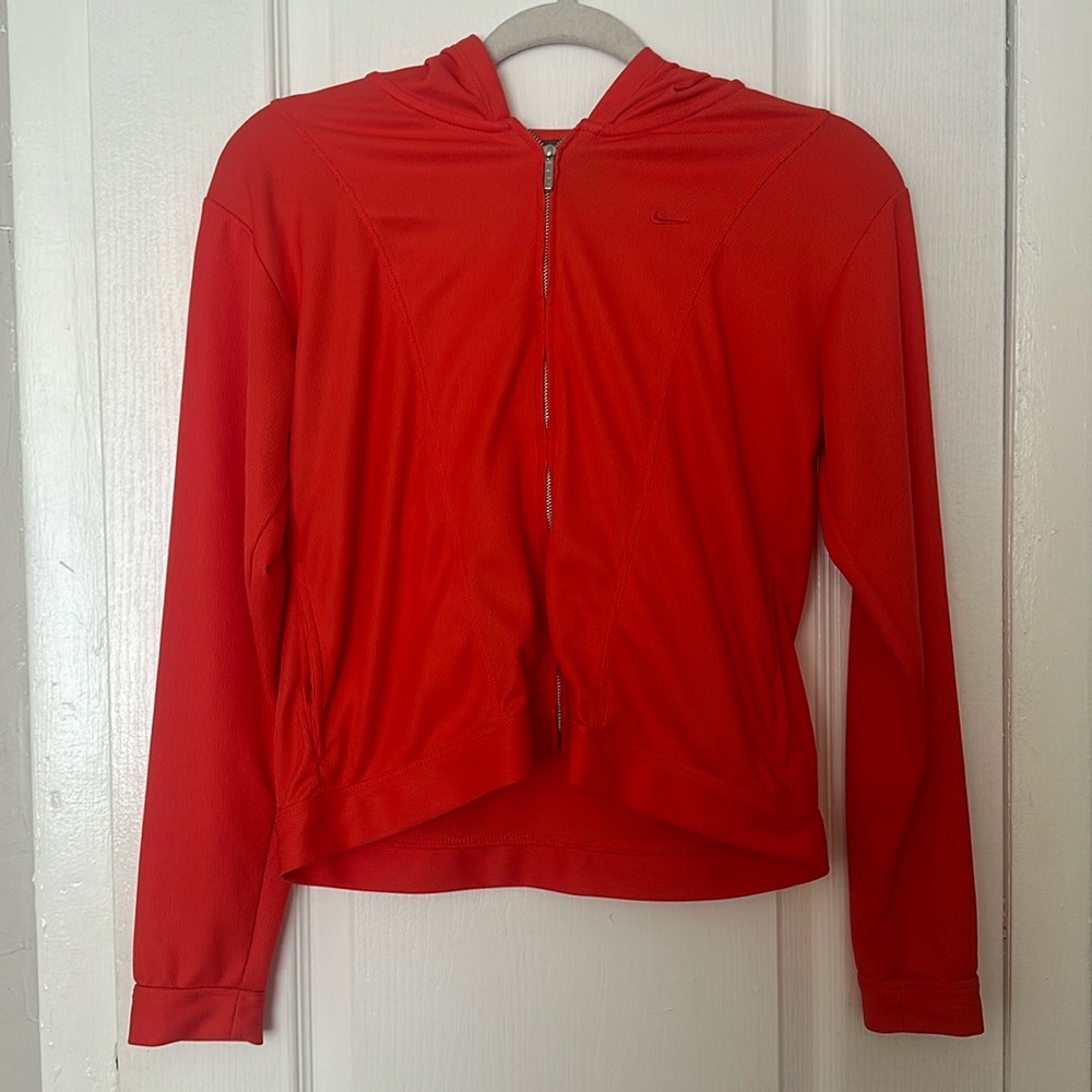 orange nike sweater (sml)